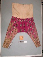 藏品(女子繡花綢褲)的圖片